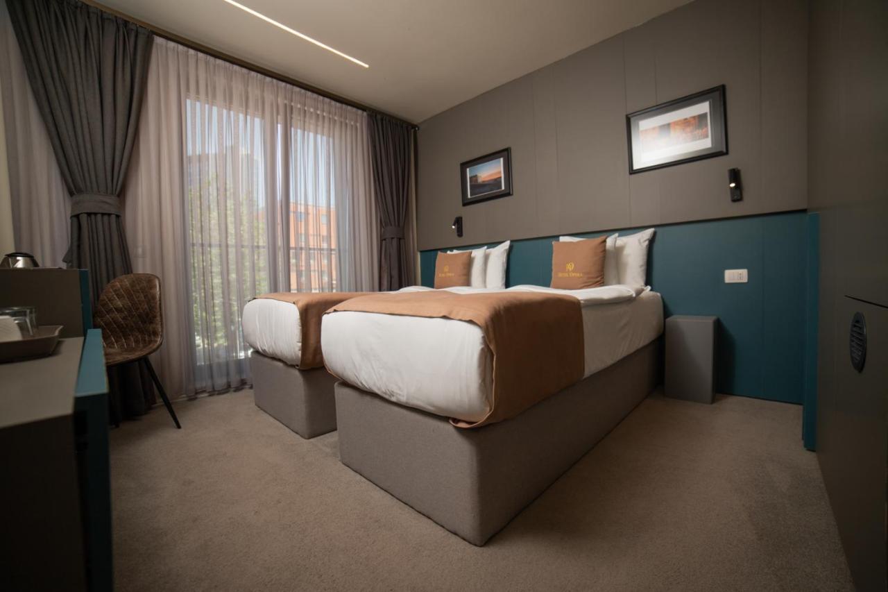Hotel Opera Prishtinë Luaran gambar