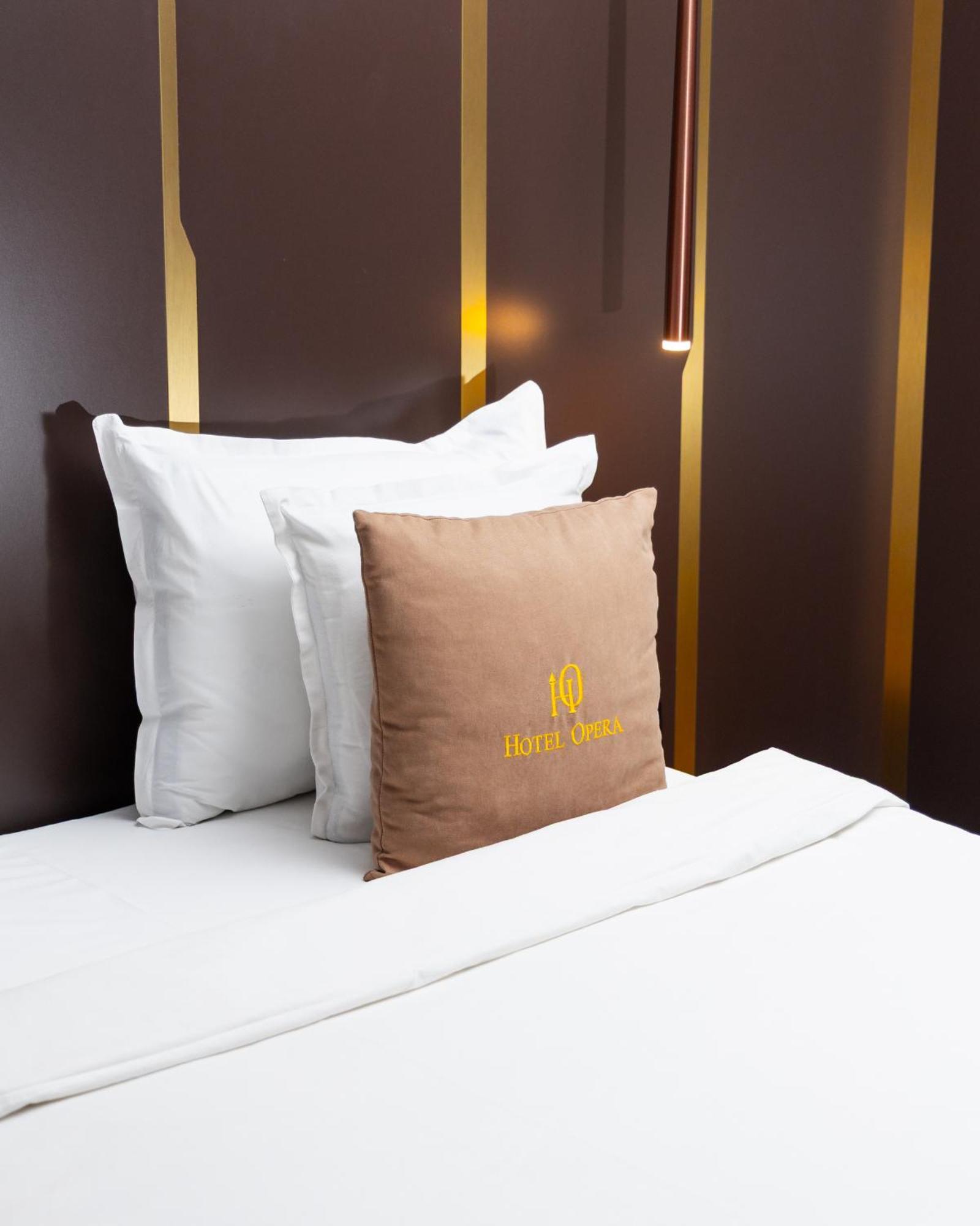 Hotel Opera Prishtinë Luaran gambar