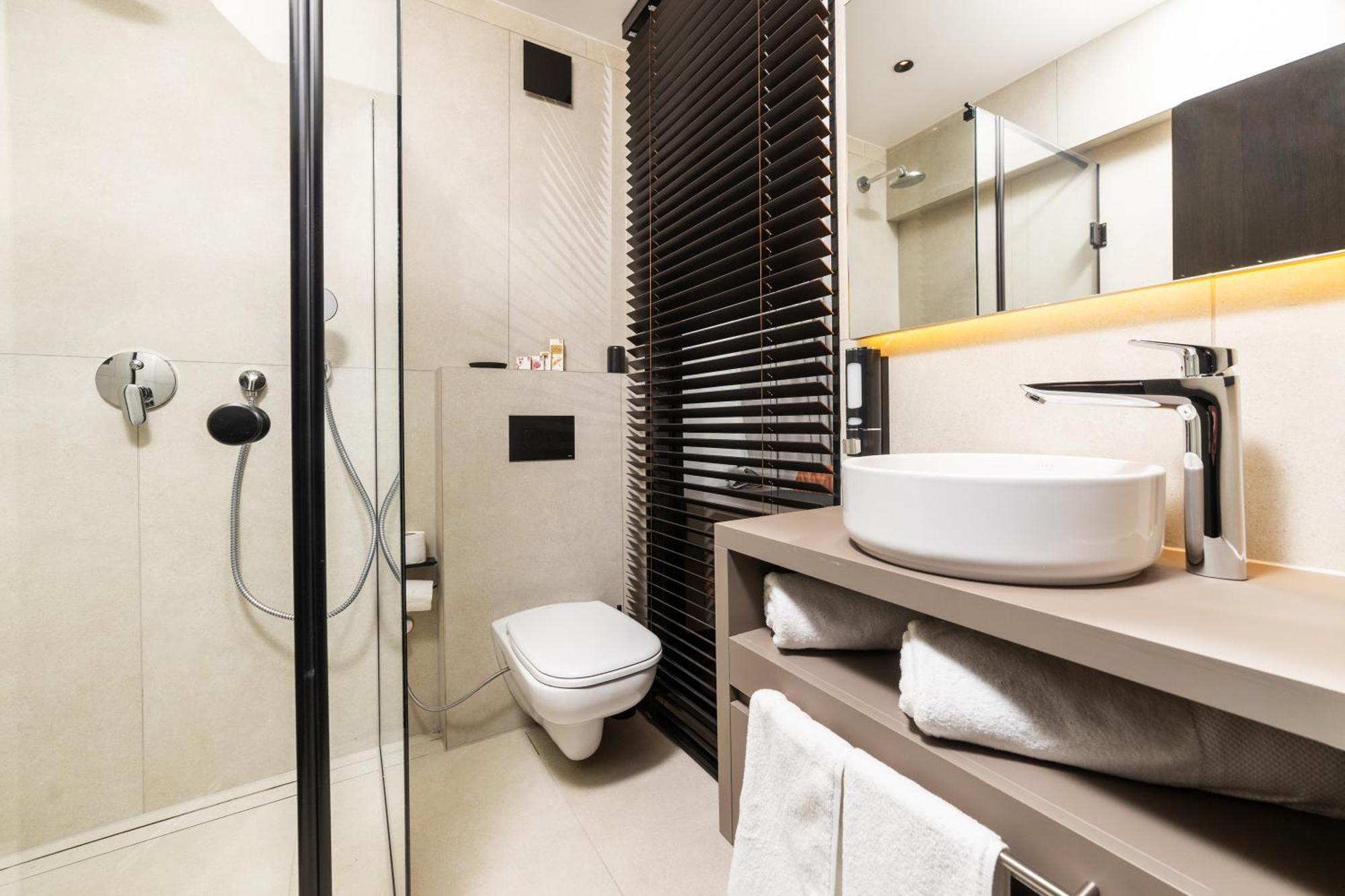 Hotel Opera Prishtinë Luaran gambar